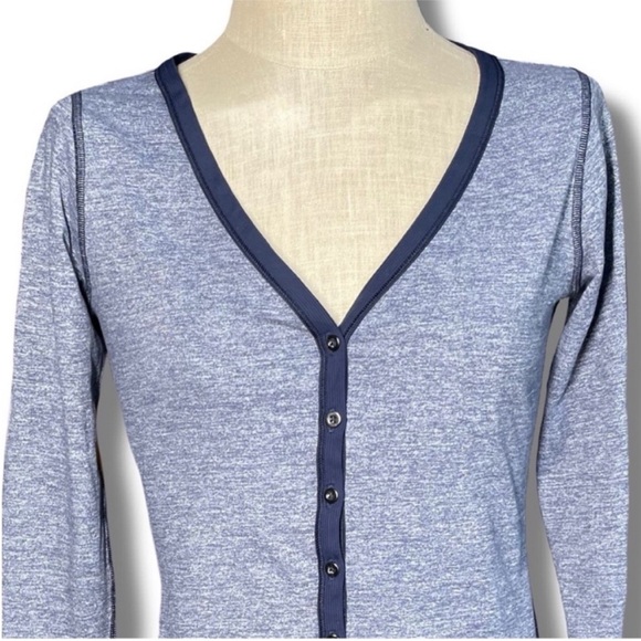 Lululemon Awesoma Henley Long Sleeve In Heathered Inkwell - Picture 7 of 13